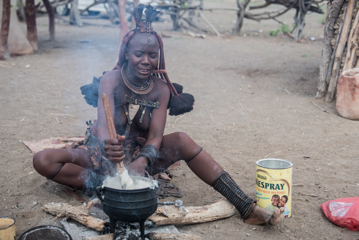 Głównym posiłkiem Himba jest owsianka