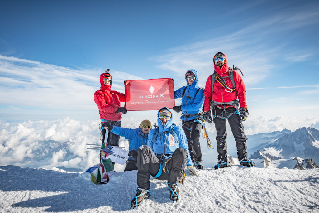 Drużyna OutWay na szczycie Mont Blanc
