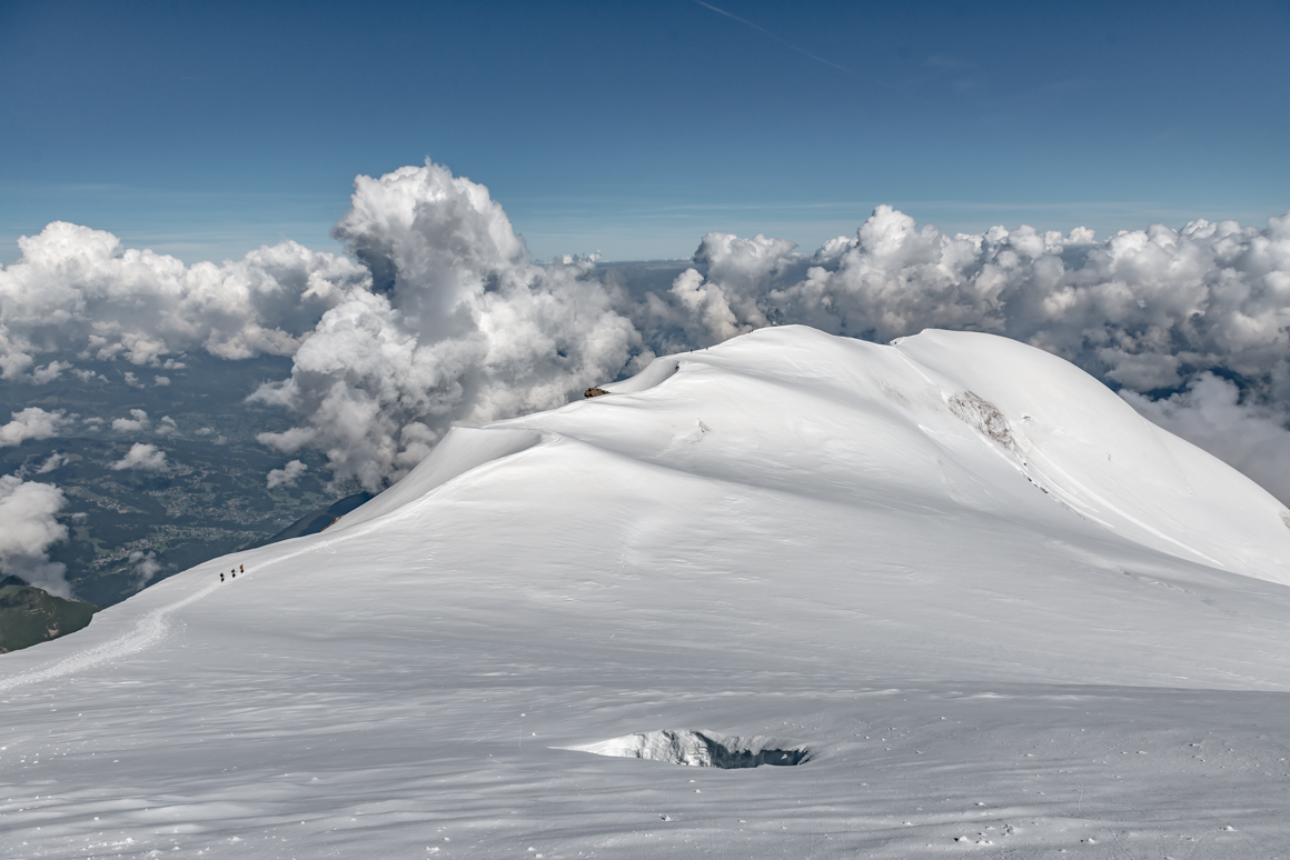 Widok na Gouter podczas wejścia na szczyt Mont Blanc