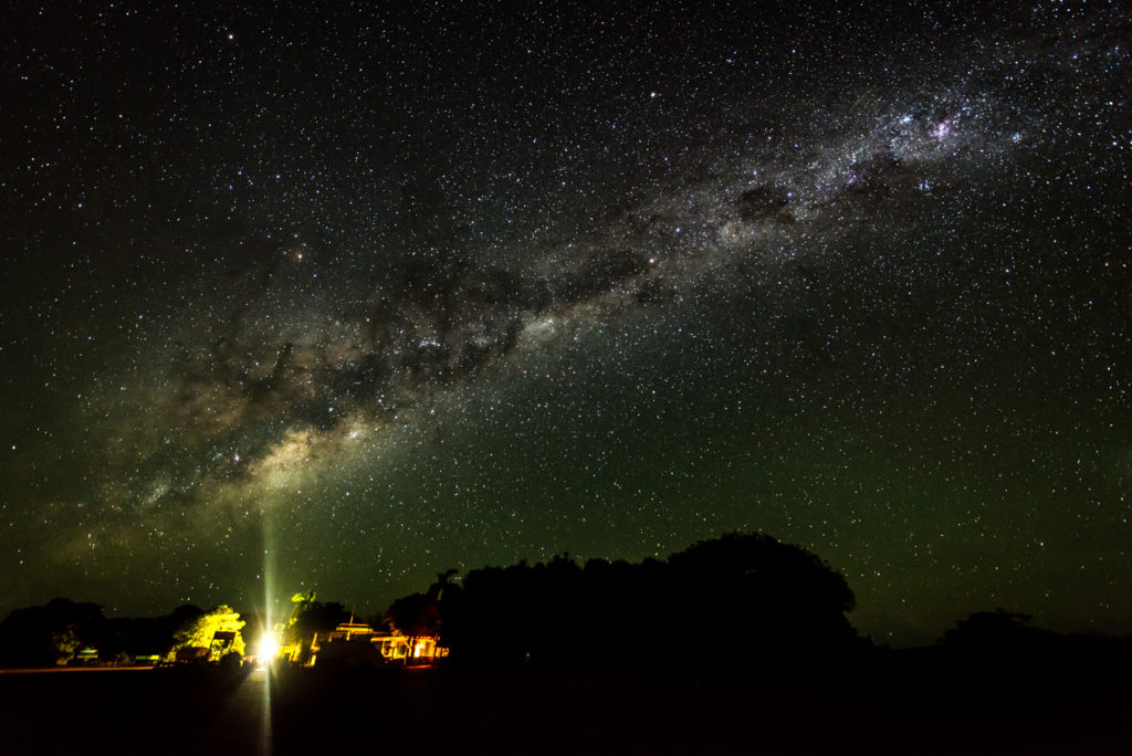 Lekkie zanieczyszczenie świetlne nie popsuło fotografii. Australia Zachodnia.