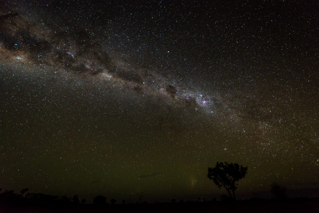 Droga Mleczna przyt Wolfe Creek. Australia Północna.